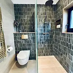 Landhuisje Ter Heide - Charming With Hottub De Moer