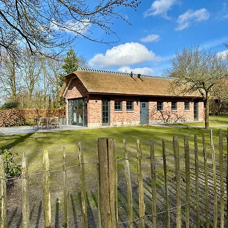Landhuisje Ter Heide - Charming With Hottub Villa De Moer