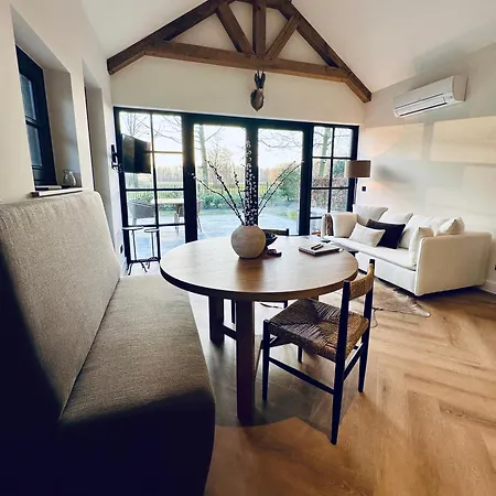 Landhuisje Ter Heide - Charming With Hottub *