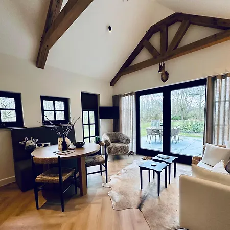 Landhuisje Ter Heide - Charming With Hottub Villa