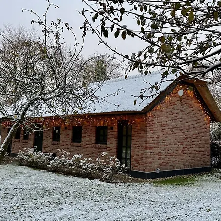 Landhuisje Ter Heide - Charming With Hottub Βίλα De Moer