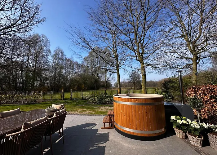 Landhuisje Ter Heide - Charming With Hottub * De Moer