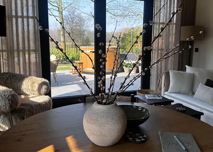 Landhuisje Ter Heide - Charming With Hottub * De Moer