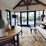 Landhuisje Ter Heide - Charming With Hottub