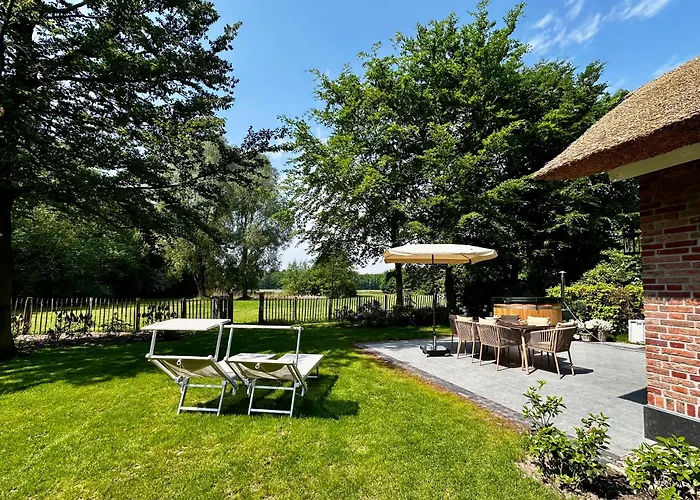 Landhuisje Ter Heide - Charming With Hottub * De Moer